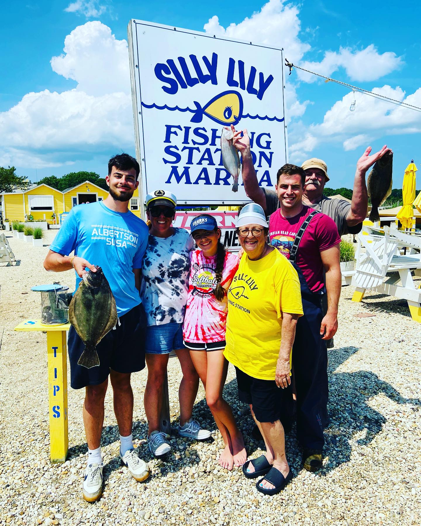 Silly Lily Fishing Station And Marina