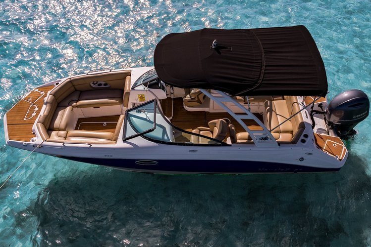 Cruise Miami in Style on a 25’ NauticStar — Celebrity Mansions & Sandbars!