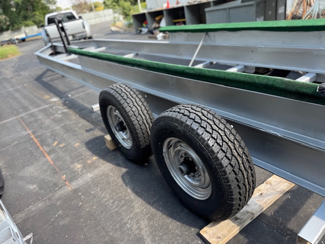 2006 Power Boat Trailer – 38ft Heavy-Duty, Fully Renovated