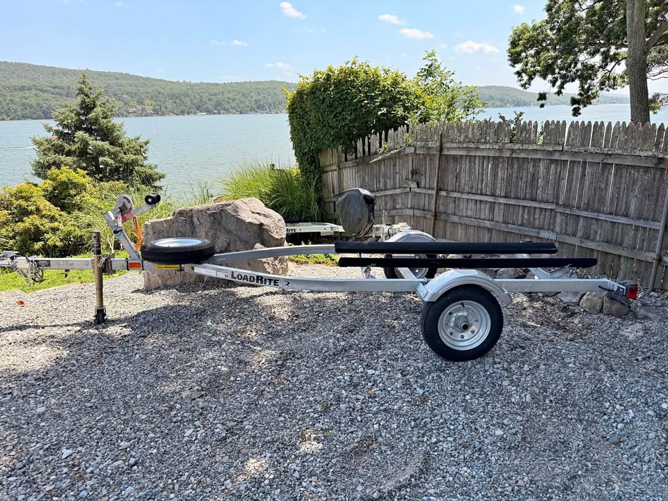 LoadRite Boat PWC JetSki Trailer