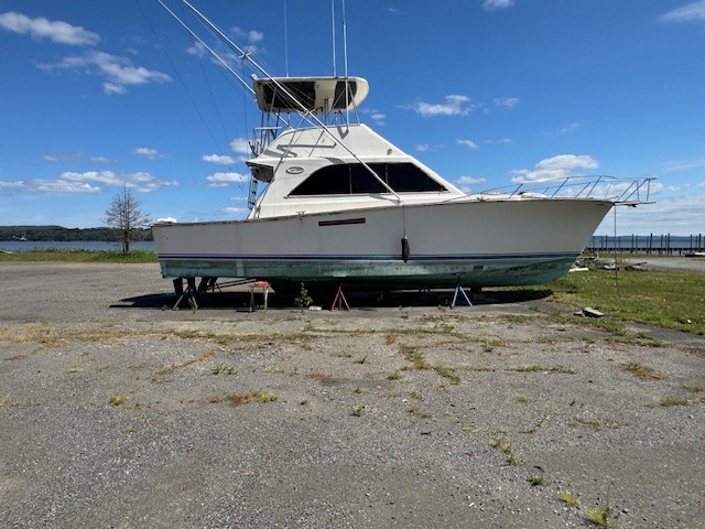 Ocean Yachts 44 Super Sport fishing yacht