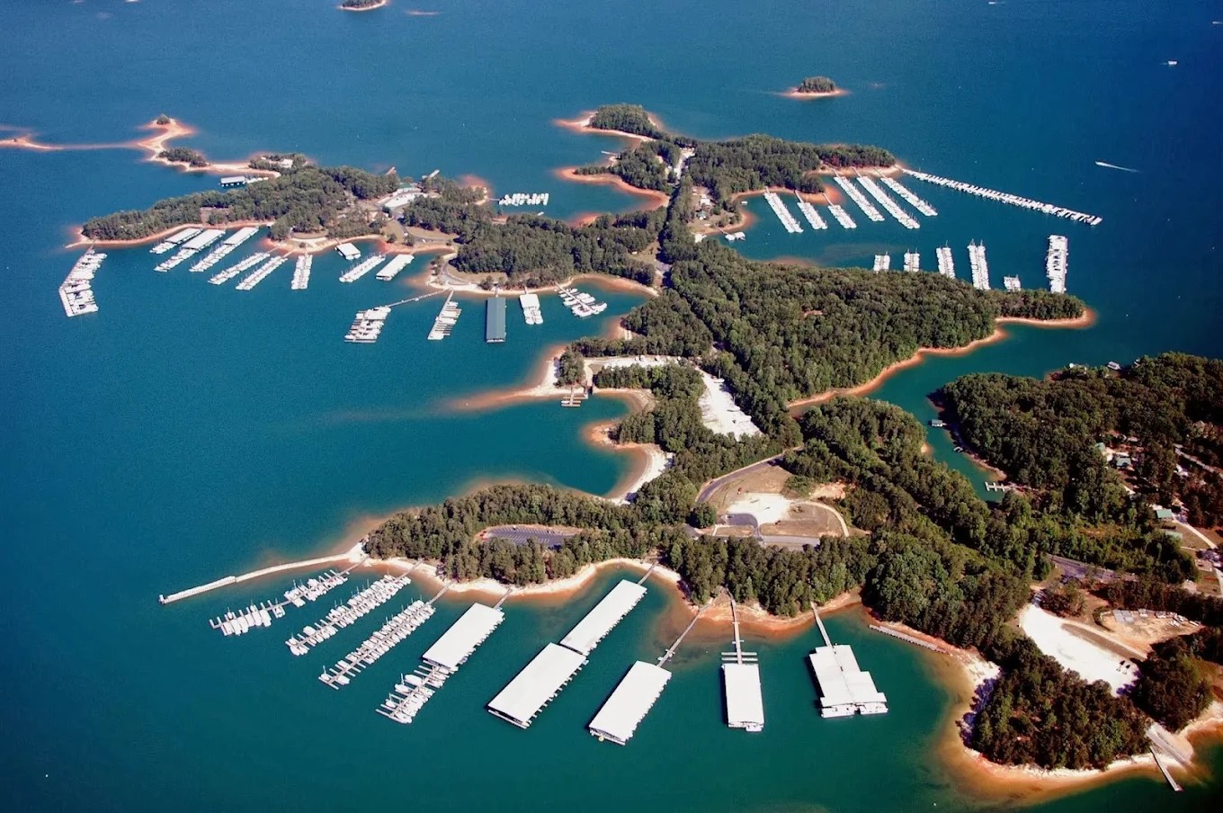 Safe Harbor Aqualand Marina