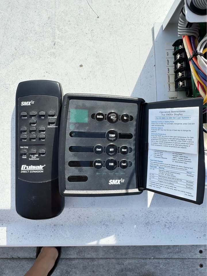 Dometic Cruisair 12,000 BTU Marine Air Conditioner 115V Works Great