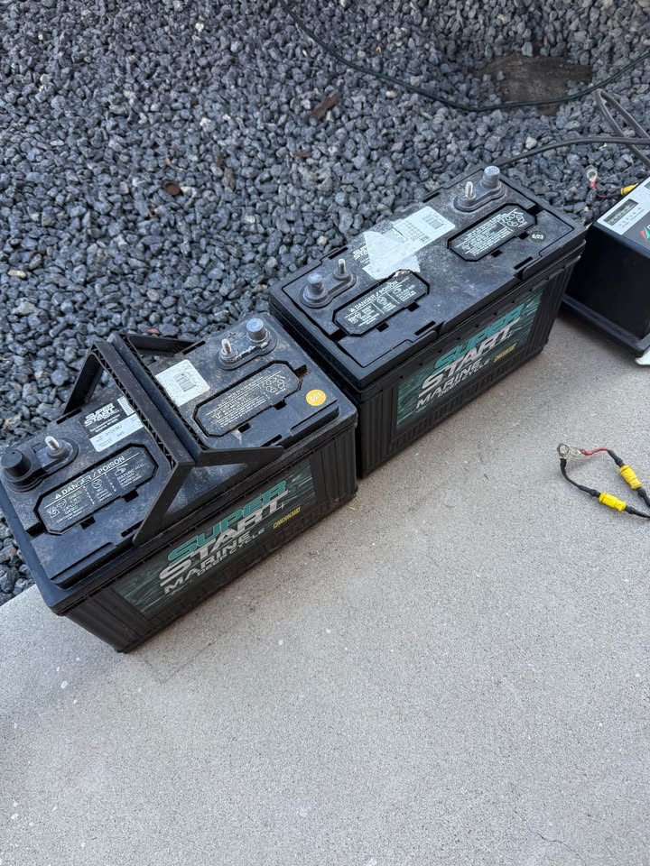 3 bank battery charger for Ranger Boat