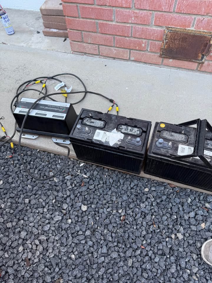 3 bank battery charger for Ranger Boat