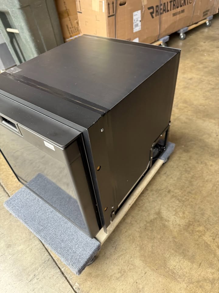 Norcold DC751BB 2.7 cu ft Marine Refrigerator – Black