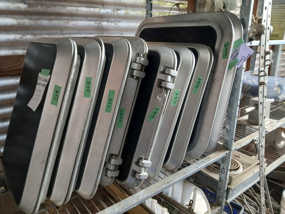 New and used boat hatches